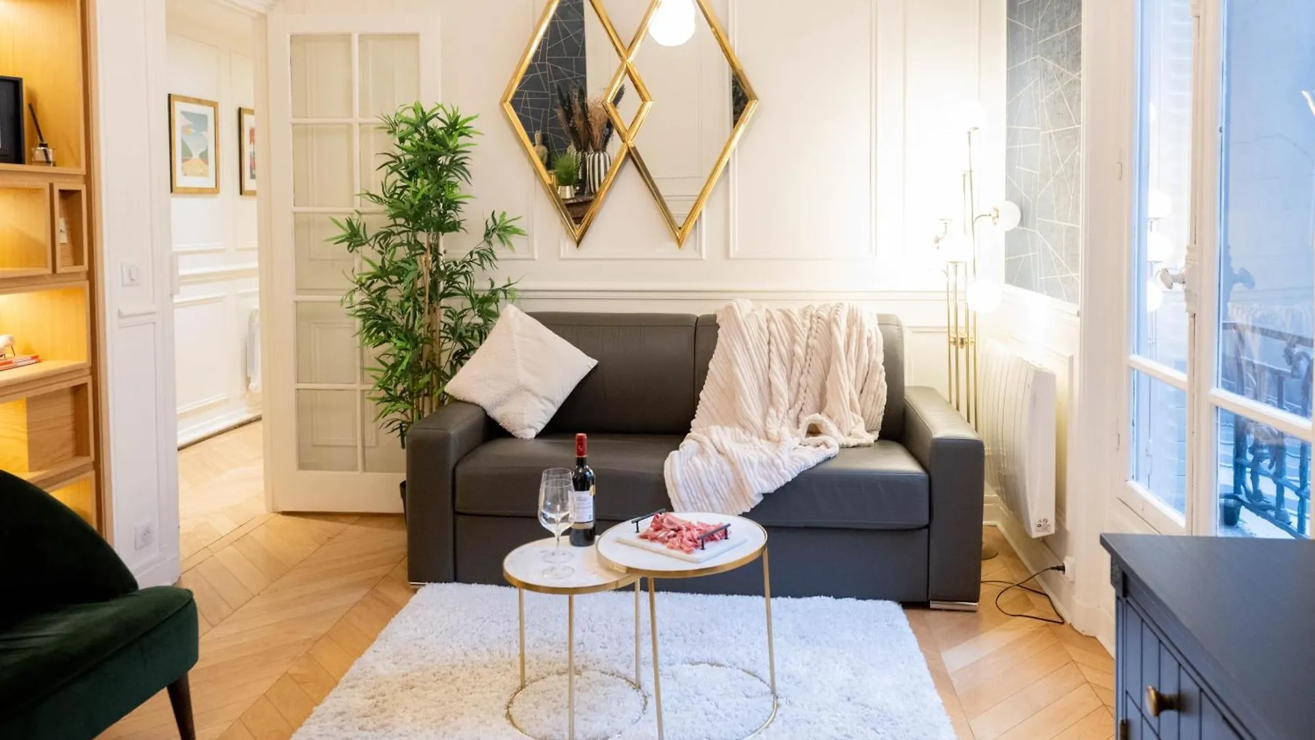 Chic Et Cosy Paris Apartment